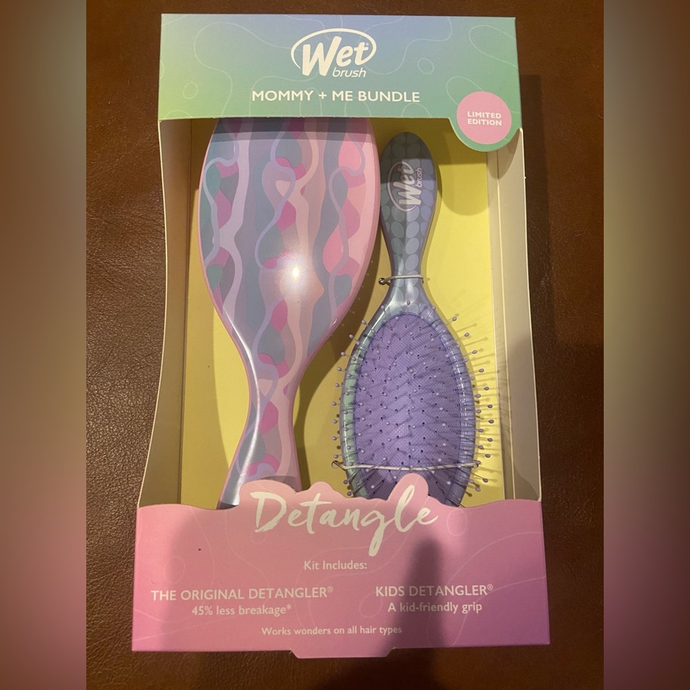New! Wet Brush Mommy & Me hair brush set
